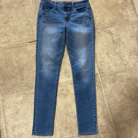 American Eagle Outfitters Denim - American Eagle hi-rise jegging size 2